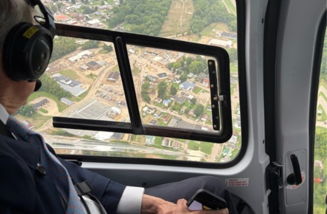DeWine Tours Flood-, Wind-Damaged Counties